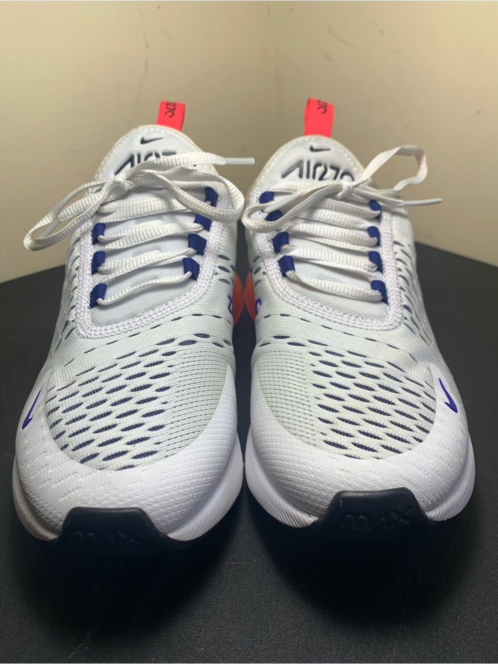 Women’s Nike Air Max 270 Sneakers (Size 7 US) Great Condition